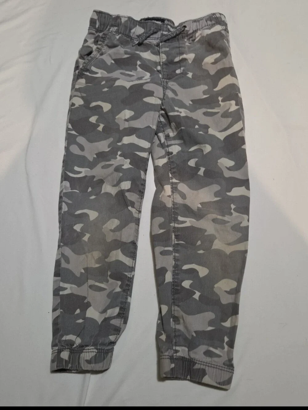 Oshkosh boys 5T grey camo pants #07